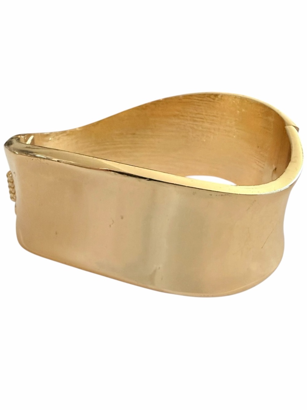 Vintage 1980s Modernist Sculpted Gold Tone Hinged Cuff Bracelet